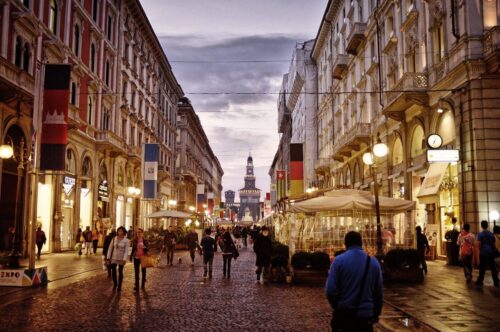 Milano e i luoghi comuni 3 city centre 705879 1920
